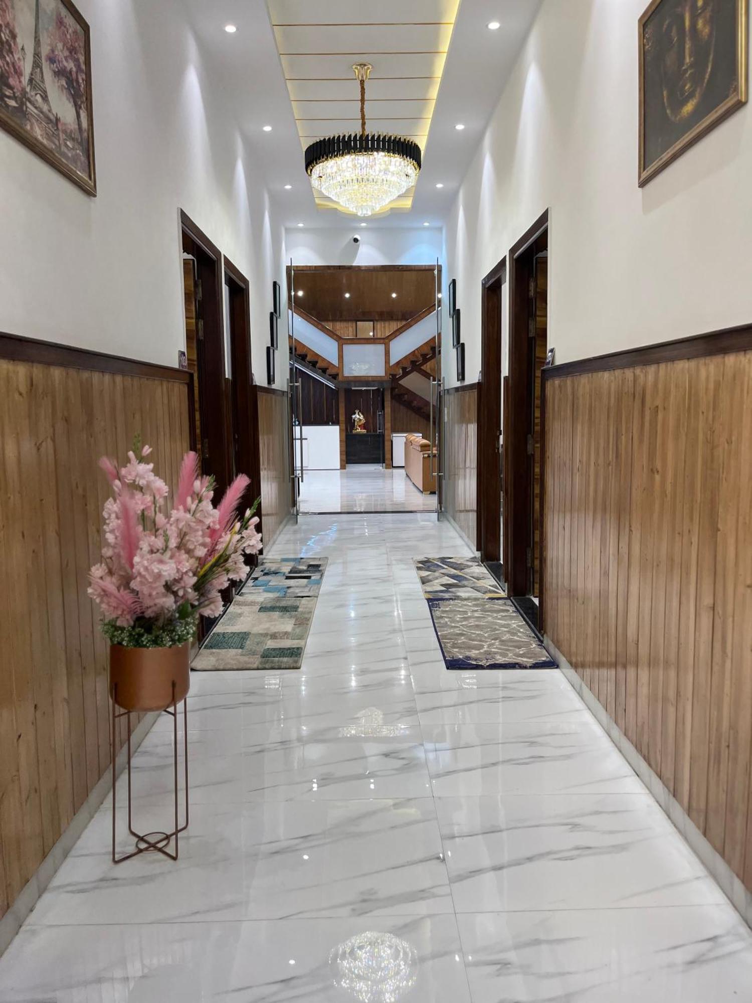 The Green Wood Palace I Farm House I Wedding I Party I 87Oo2O5865 Villa Gurgaon Luaran gambar