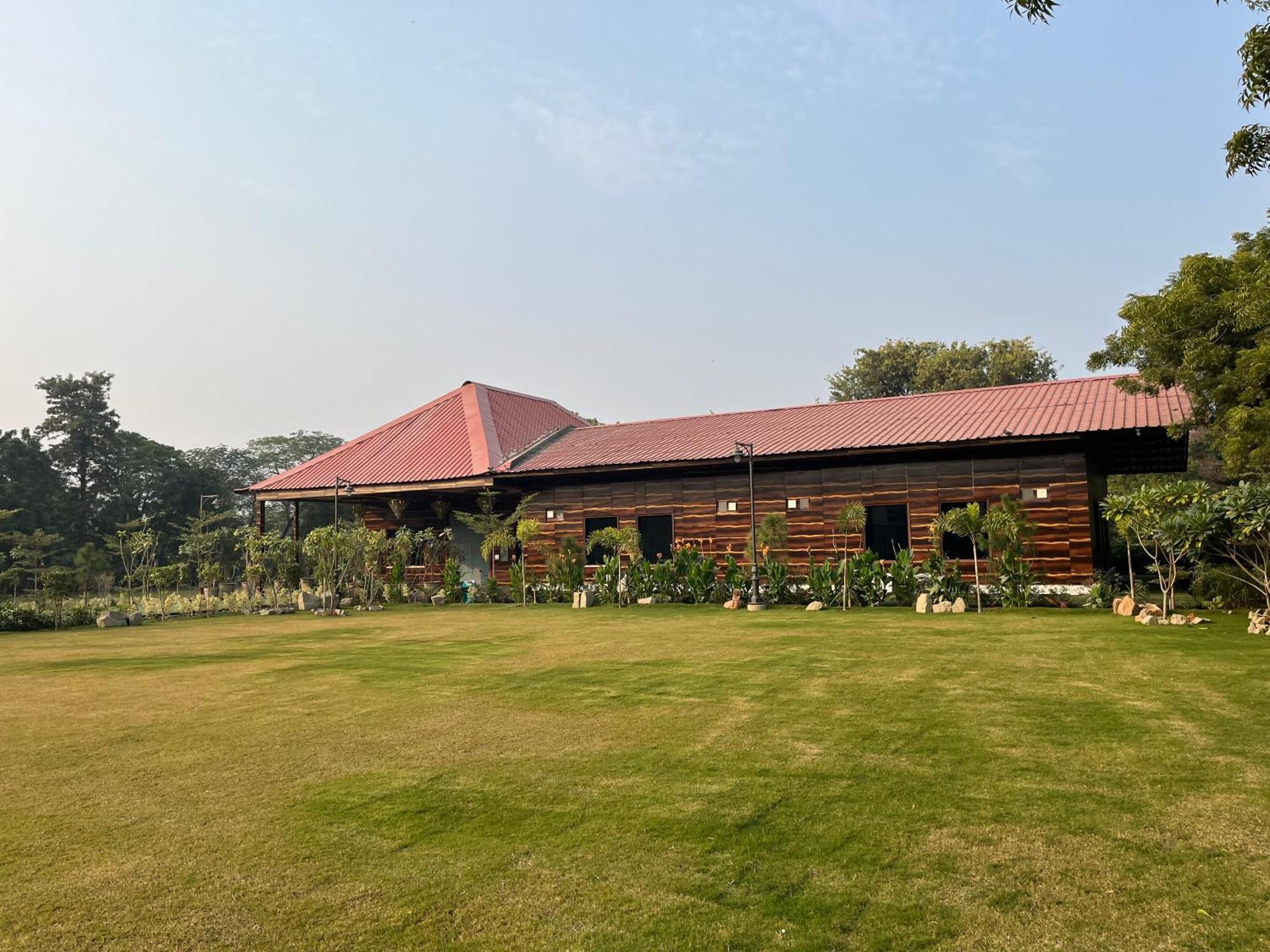 The Green Wood Palace I Farm House I Wedding I Party I 87Oo2O5865 Villa Gurgaon Luaran gambar